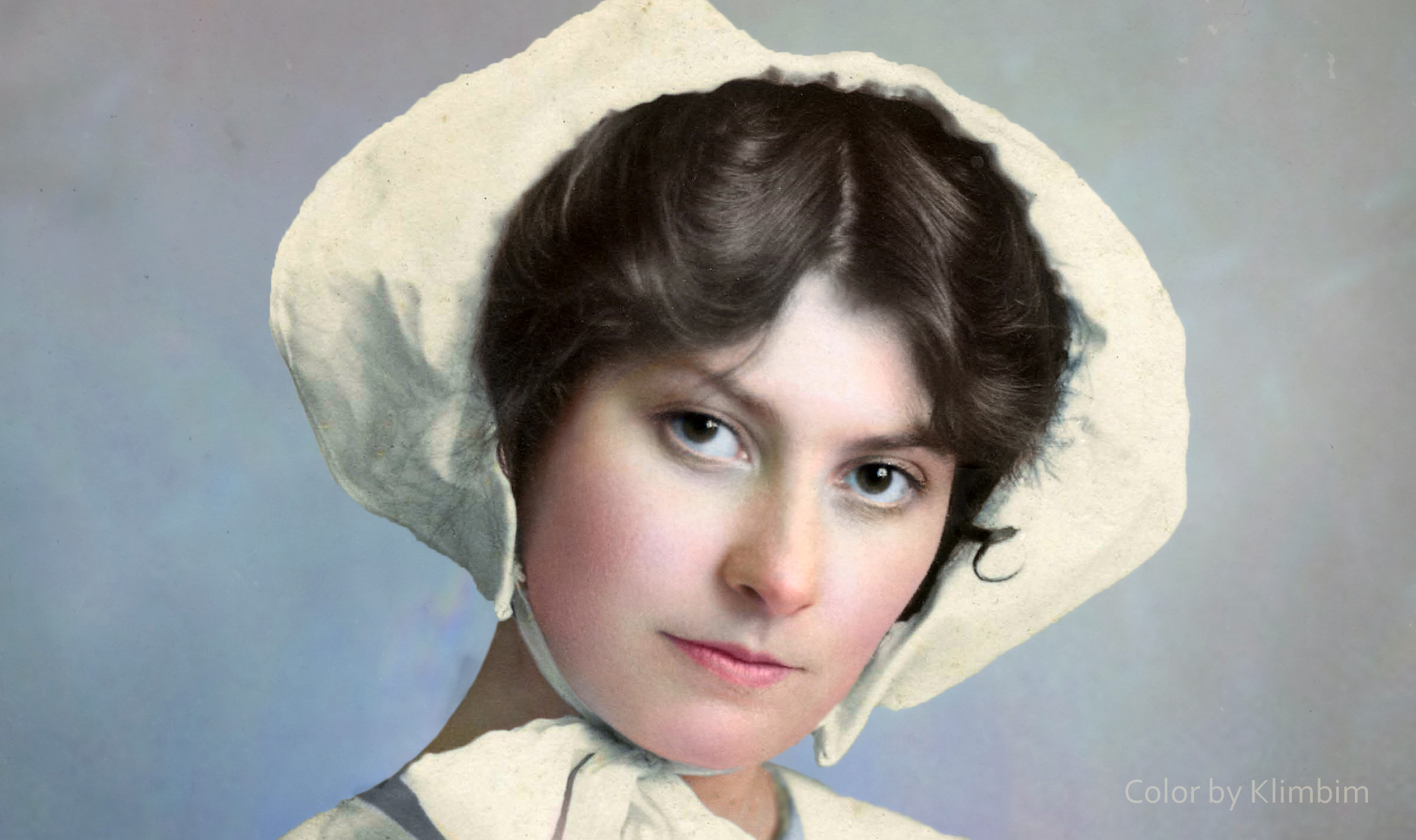 Photographic postcard of Miss Marjorie Neil, 1910 - Color by Klimbim 0.1.